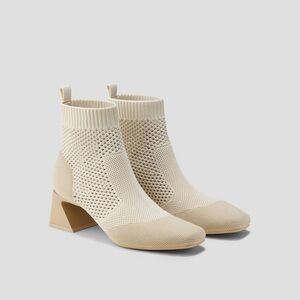VIVAIA Block Heel Knit Ankle Boots Beige Toe
Comfortable Booties EU/38.5 US/7.5